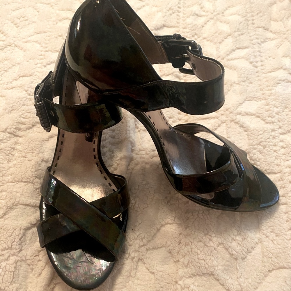 Women’s sz 6.5 Gianni Bini Dress Heels